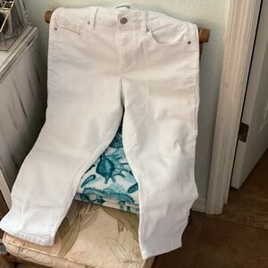 d. jeans Crisp White Denim capris